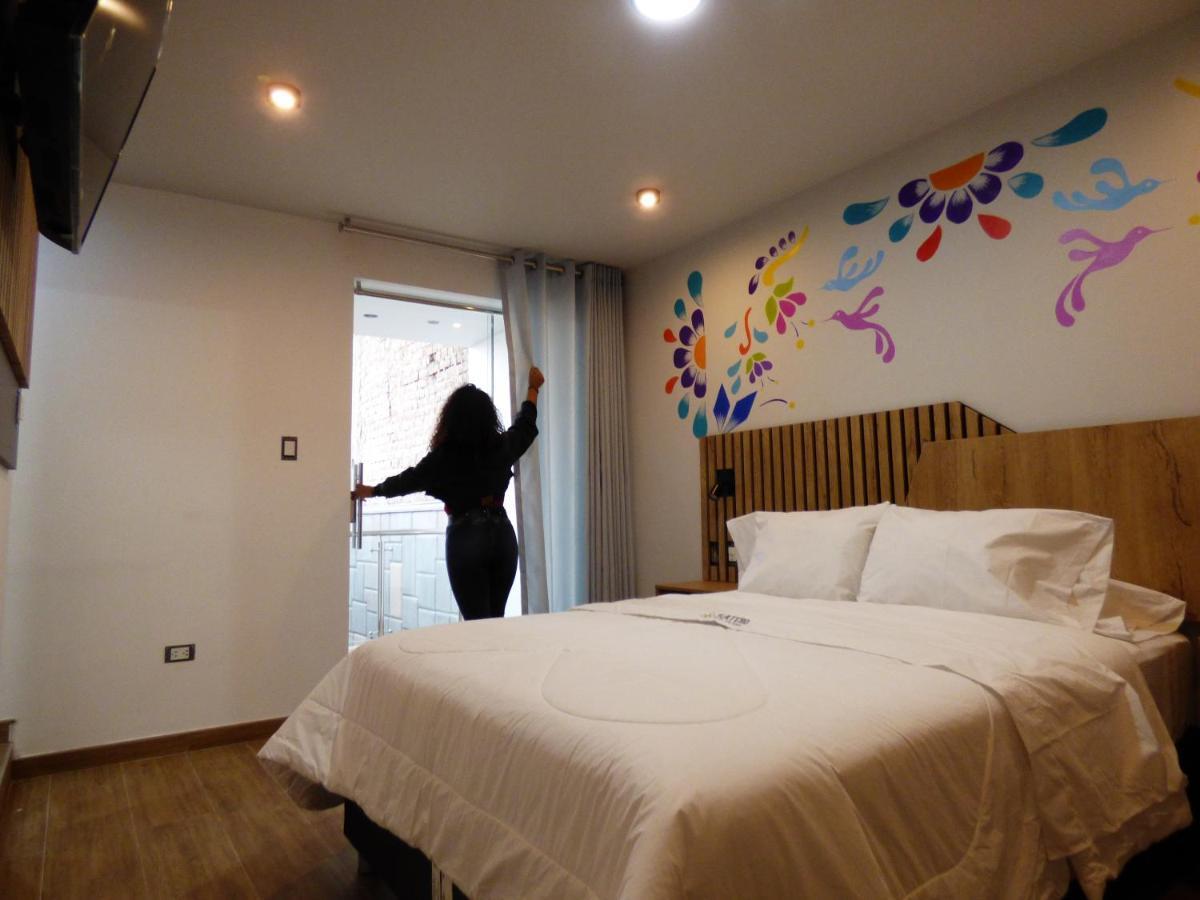 Platero Hotel 阿亚库乔 外观 照片