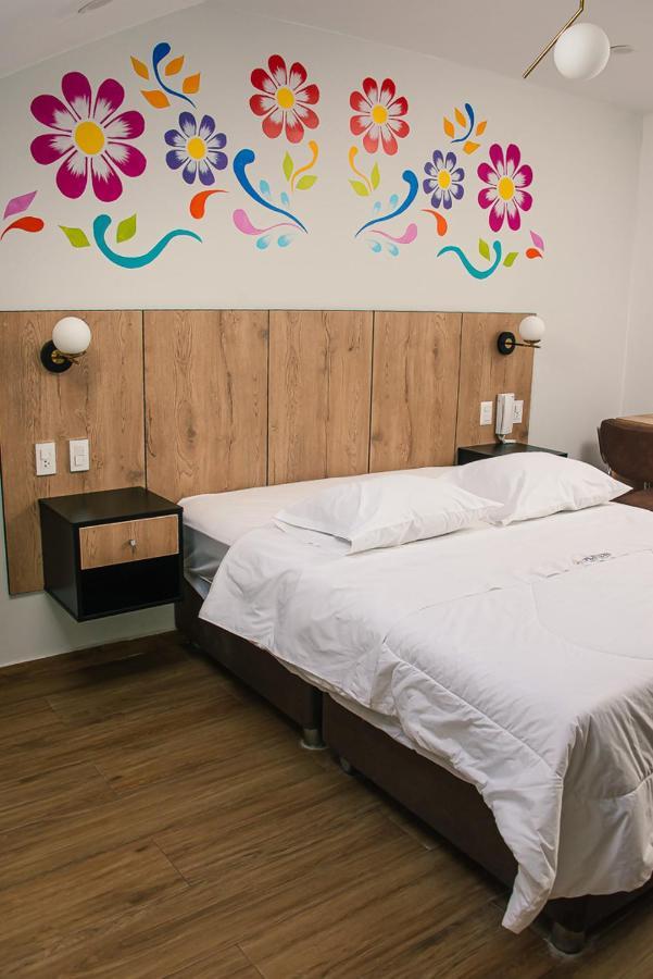 Platero Hotel 阿亚库乔 外观 照片