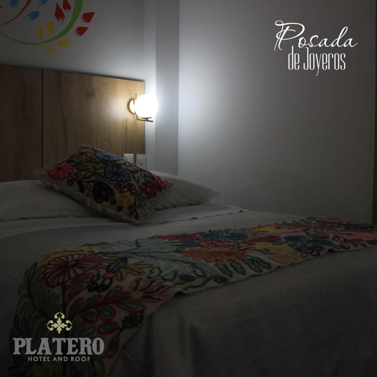 Platero Hotel 阿亚库乔 外观 照片