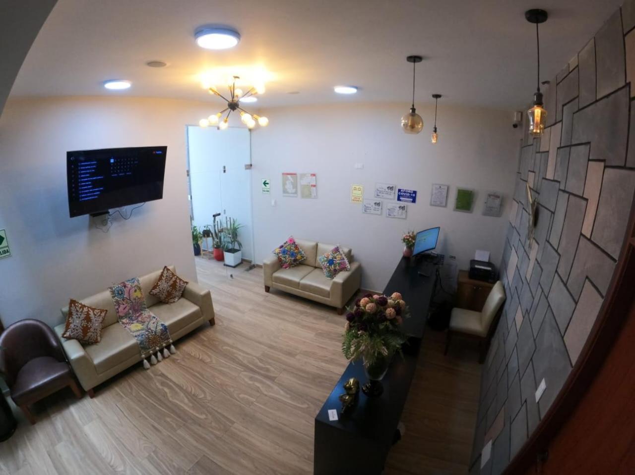 Platero Hotel 阿亚库乔 外观 照片